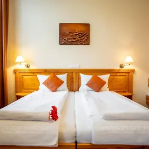 hotellátogatás