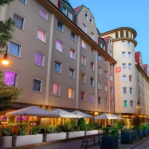 hotellátogatás